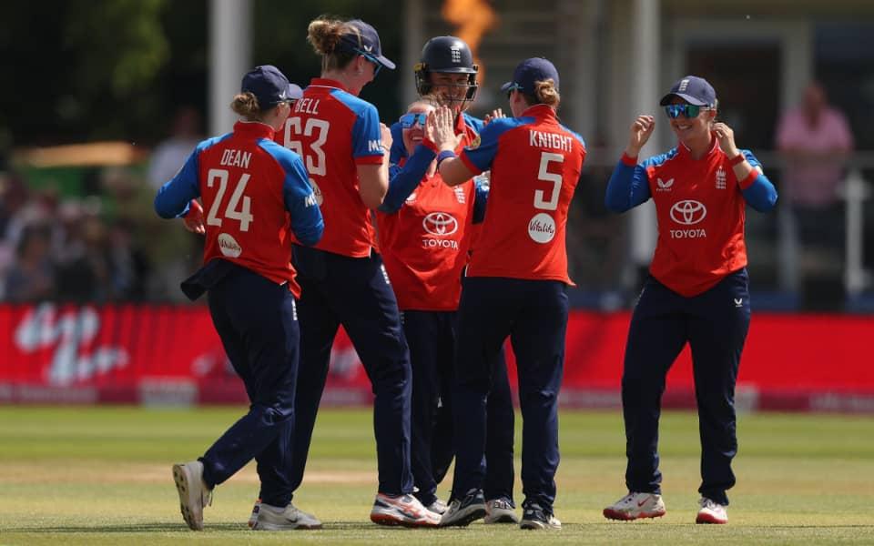 Charlotte Edwards Thrilled About England's Batting Lineup Depth