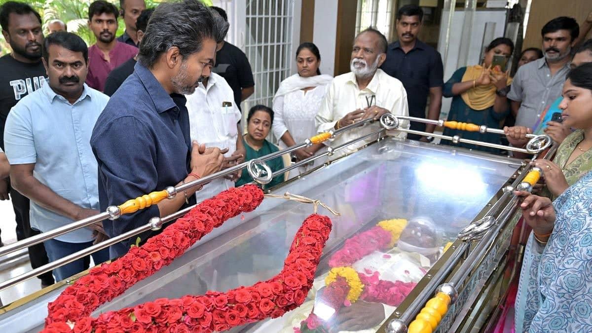 Chennai CM Vijay Pays Tribute To Director Bharathiraja
