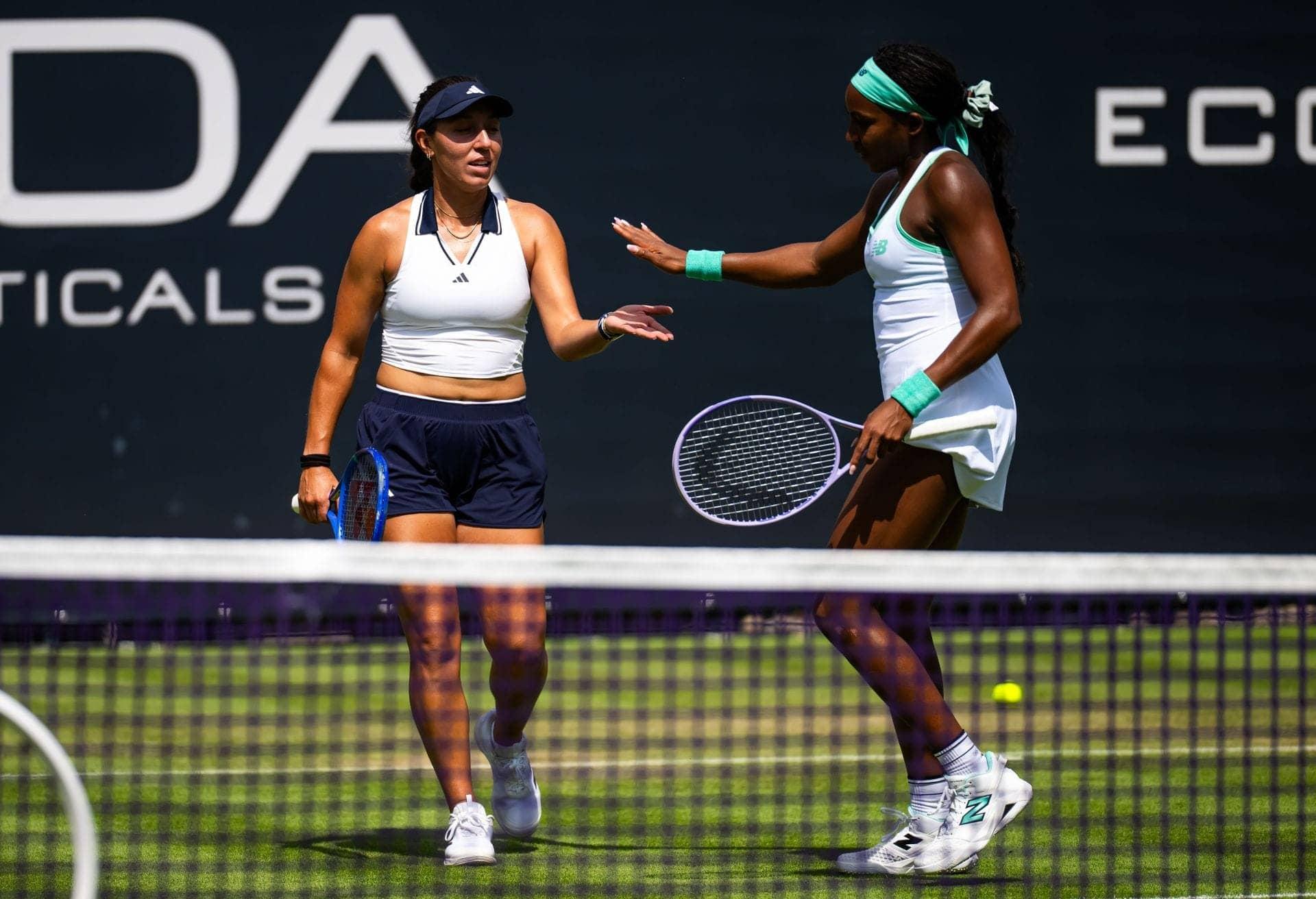 Coco Gauff Ditches Crop Top, Pegula Left in Confusion