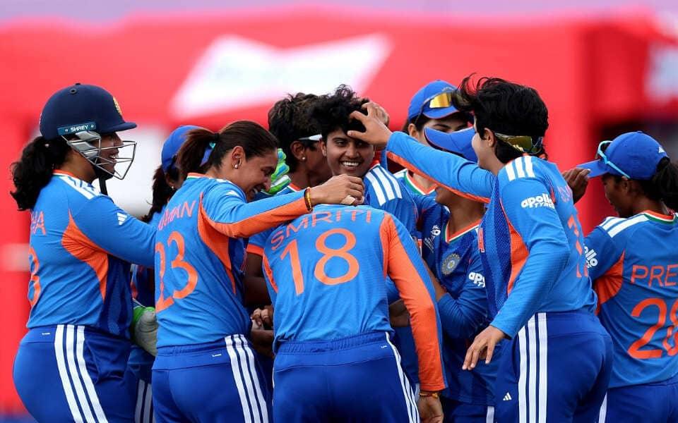 Shikha Pandey Calls for Kindness After India's Tough Loss